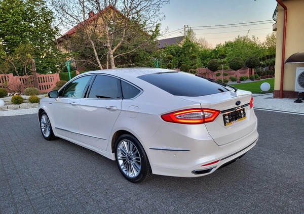 Ford Mondeo cena 78900 przebieg: 149000, rok produkcji 2018 z Hrubieszów małe 781